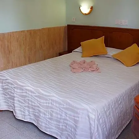 פארק נופש Castillo Playa קלטה דה פוסטה